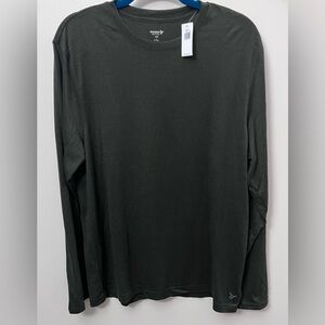 NWT Old Navy Hunter Green Men’s Long Sleeve Tee